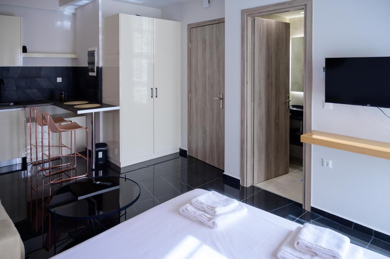 Luxury Suites By Panagiota Preveza Exterior photo