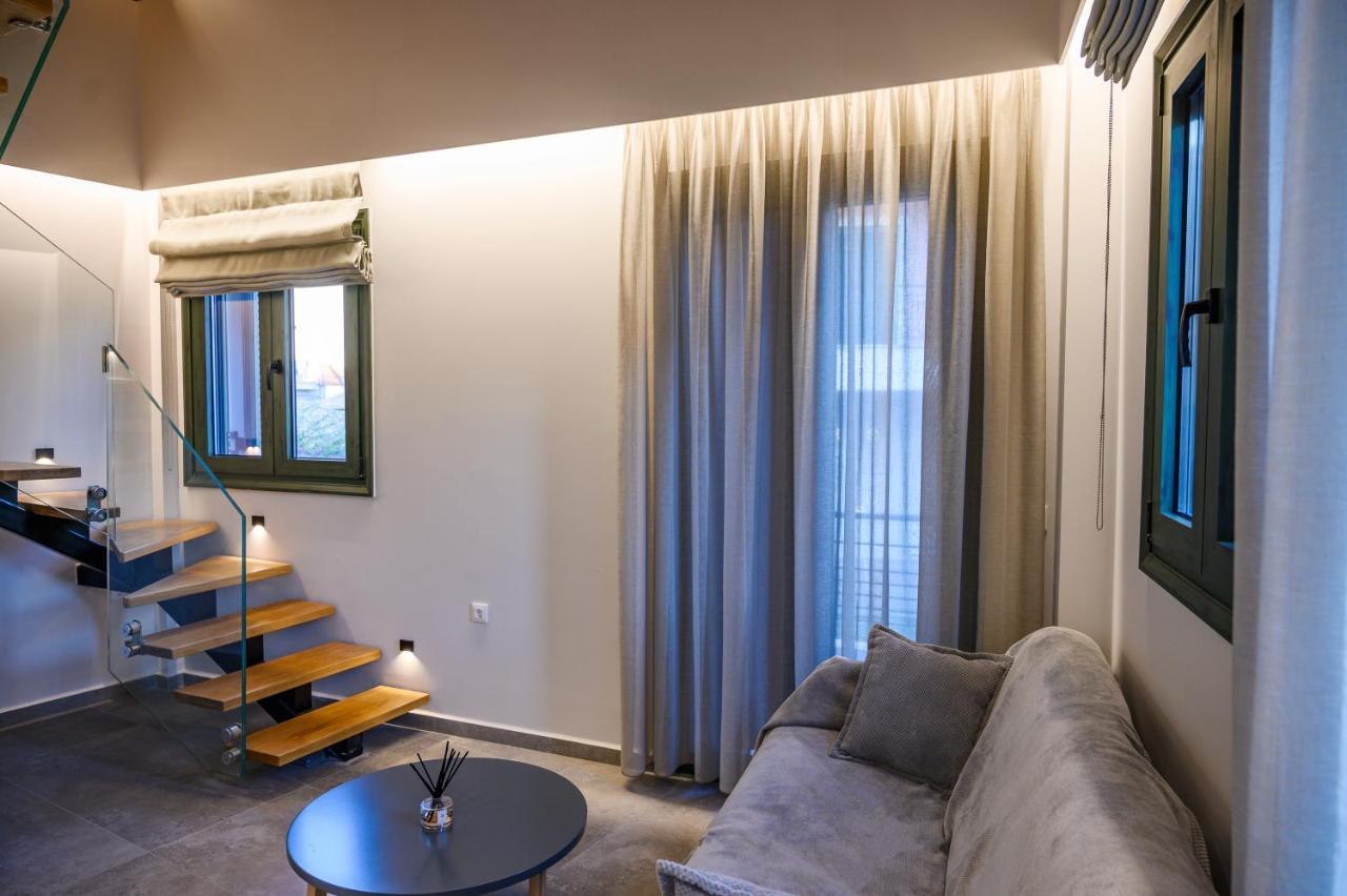 Luxury Suites By Panagiota Preveza Exterior photo