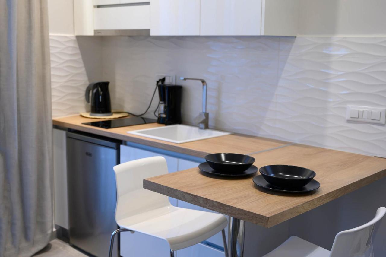 Luxury Suites By Panagiota Preveza Exterior photo